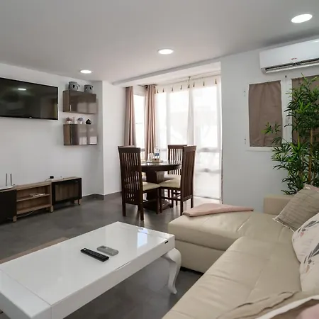 Playa Carihuela Apartamentos El Carmen Apartment Torremolinos