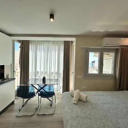 Playa Carihuela El Carmen Torremolinos