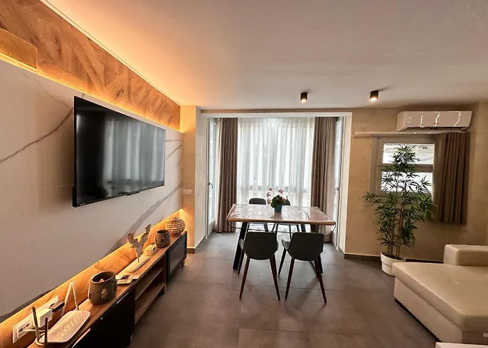 Playa Carihuela El Carmen Torremolinos