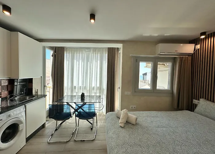 Playa Carihuela El Carmen Torremolinos